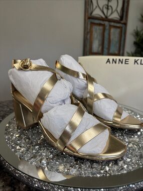 Anne Klein Metallic Gold Strappy Block Heel Sandals NWT 9